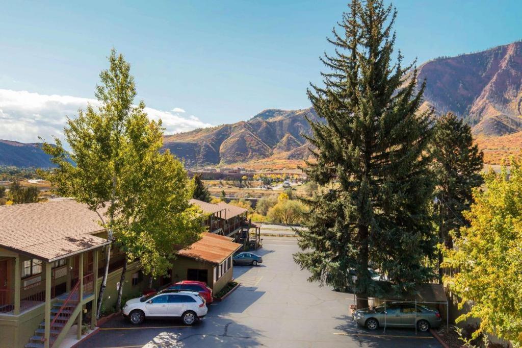 Rodeway Inn Glenwood Springs Exteriör bild