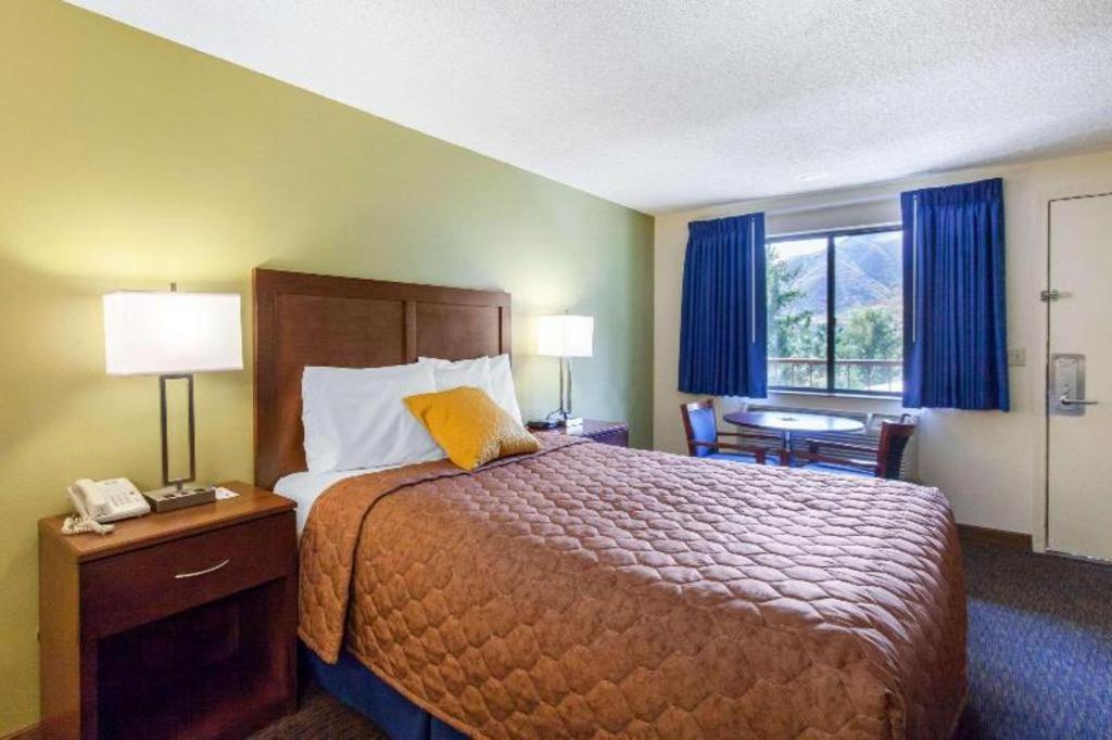 Rodeway Inn Glenwood Springs Exteriör bild