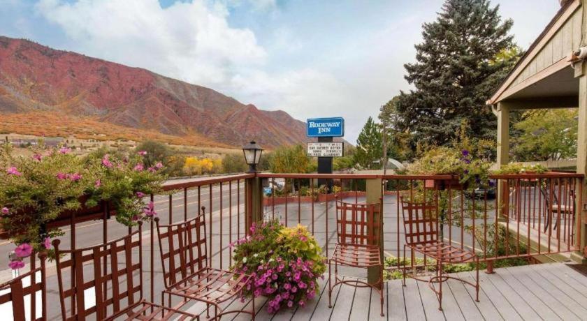 Rodeway Inn Glenwood Springs Exteriör bild